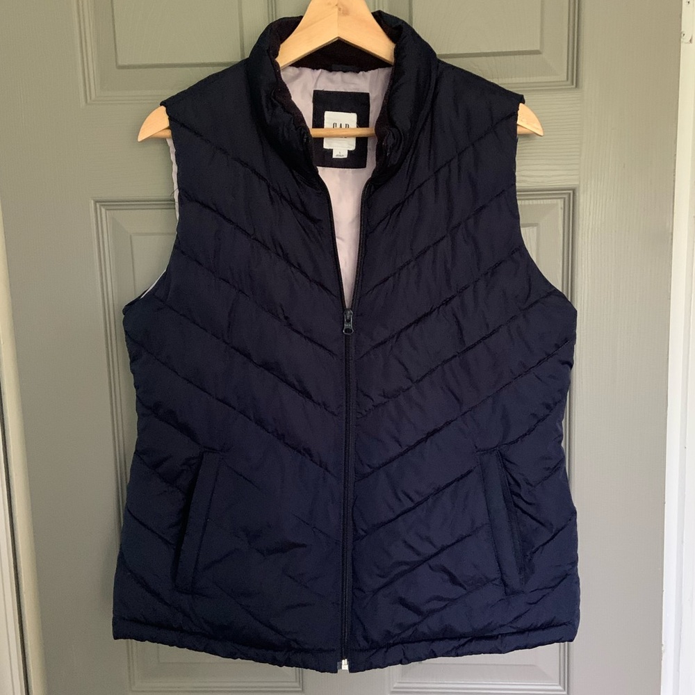 GAP Dark Blue Quilted Vest L